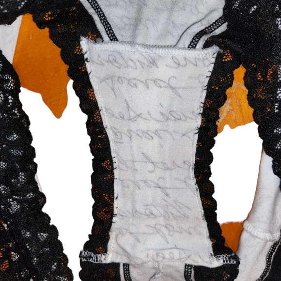 VS Cheekster Panties - Picture 4 of 5